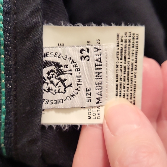 Diesel Jeans Size 32 - Picture 3 of 7